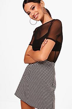 Boohoo Ava Woven Dogtooth A Line Mini Skirt