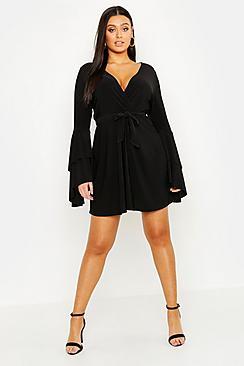 Boohoo Plus Plunge Neck Flared Sleeve Skater Dress