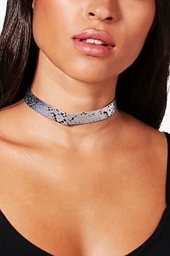 Boohoo Metallic Faux Snake Choker