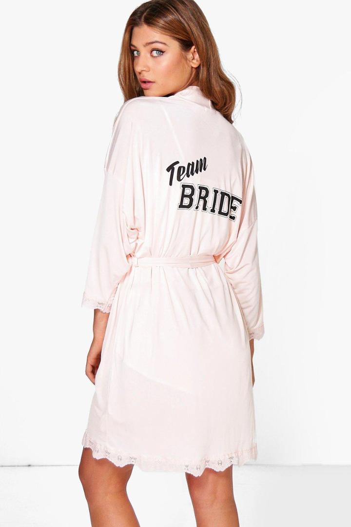 Boohoo Daisy Team Bride Slogan Bridal Robe Blush
