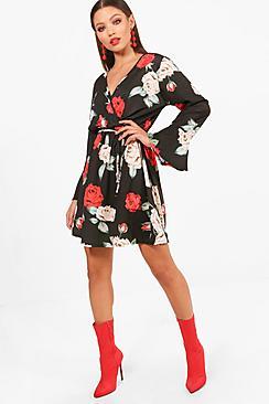 Boohoo Beth Floral Wrap Woven Skater Dress