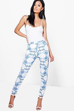Boohoo Priya Floral Skinny Stretch Trousers