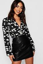 Boohoo Satin Printed Revere Collar Piped Shirt