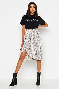 Boohoo Tall Chicago Slogan T-shirt