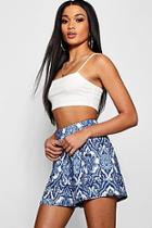 Boohoo Anelia Baroque Print Flippy Shorts