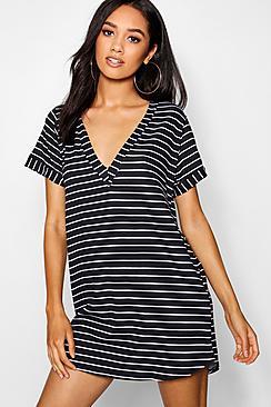 Boohoo Petite Plunge T-shirt Dress