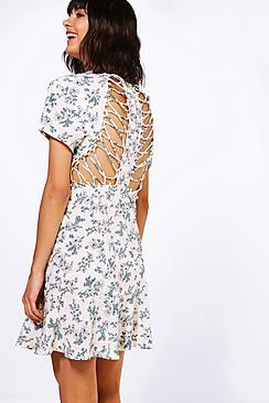 Boohoo Hanna Floral Strappy Back Skater Dress