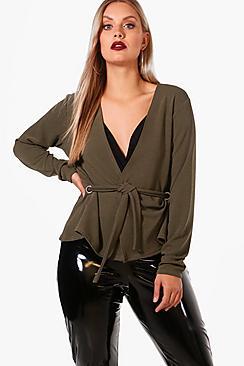 Boohoo Plus Iris Tailored Eyelet Blazer