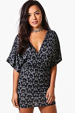 Boohoo Petite Beth Printed Kimono Sleeve Skater Dress