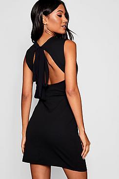 Boohoo Open Back Tie Detail Dress