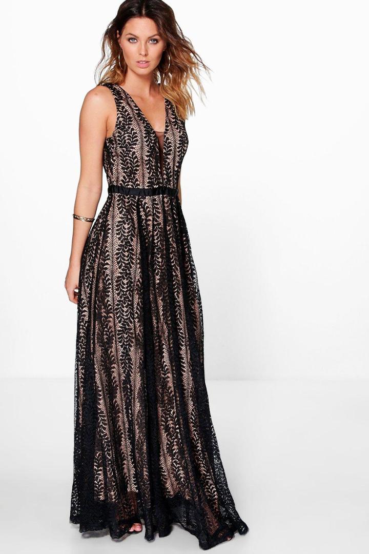 Boohoo Boutique Ali All Lace Plunge Neck Maxi Dress Black