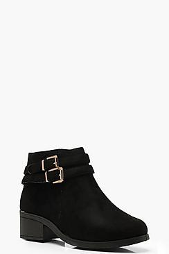 Boohoo Wide Fit Metal Trim Chelsea Boots