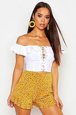 Boohoo Floral Ditsy Ruffle Hem Flippy Shorts