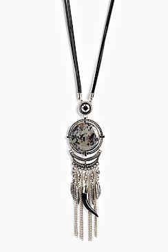 Boohoo Faye Tassel Pendant Necklace
