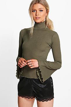 Boohoo Petite Ivy Bell Sleeve Frill Edge Top