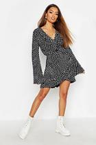 Boohoo Printed Jersey Frill Flare Sleeve Wrap Dress