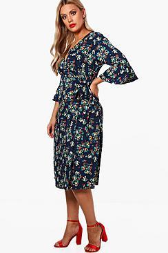 Boohoo Plus Heidi Floral Wrap Midi Dress