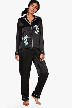 Boohoo Casey Tropical Bird Satin Shirt & Short Trouser Set