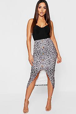 Boohoo Leopard Print Mock Horn Button Midaxi Skirt