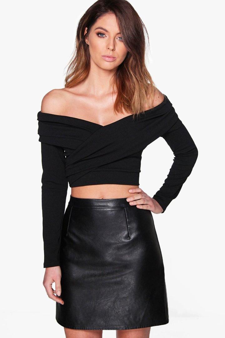 Boohoo Hannah Off The Shoulder Pleated Collar Crop Top Black