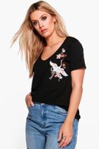 Boohoo Plus Erin Embroidered V Neck Tee Black