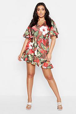 Boohoo Plus Tropical V Neck Ruffle Smock Dress