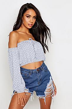 Boohoo Ditsy Floral Off The Shoulder Crop
