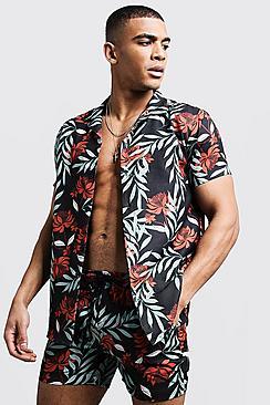 Boohoo Red Floral Print Short Sleeve Revere Shirt