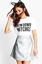 Boohoo Jessica Bow Down Witches Halloween T-shirt