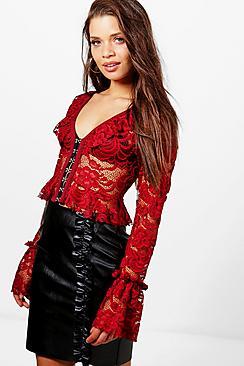 Boohoo Lucy Lace Hook And Eye Crop Top