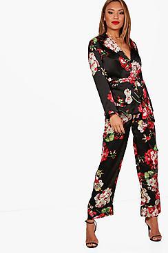 Boohoo Henrietta Floral Print Trouser Suit