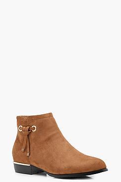 Boohoo Alice Tie Trim Chelsea Boot