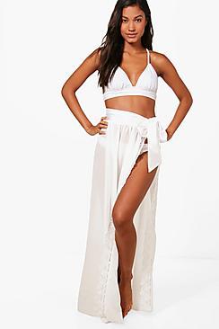 Boohoo Lily Crochet Trim Tie Beach Sarong
