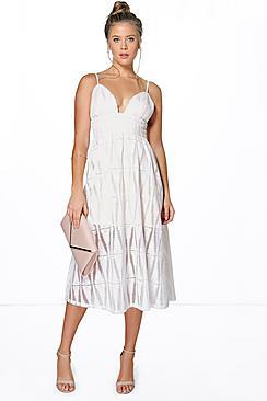 Boohoo Sia Boutique Embroidered Organza Plunge Midi Dress