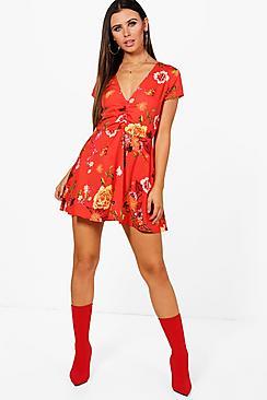 Boohoo Petite Darla Ruched Front Floral Skater Dress