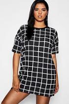 Boohoo Plus Grid Print T Shirt Dress