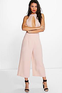Boohoo Tiana Wide Leg Cropped Tailored Trousers