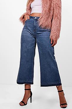 Boohoo Plus Lois Mid Rise Hem Detail Wide Leg Jeans