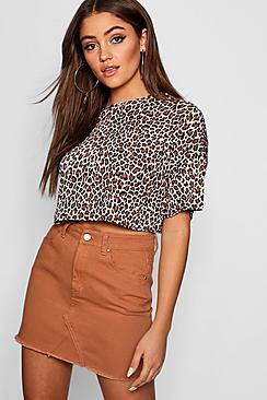 Boohoo Boxy Leopard Print Crop Top