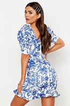 Boohoo Knot Front Puff Sleeve Porcelain Print Dress