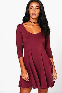 Boohoo Sara Basic Seam Skater Dress