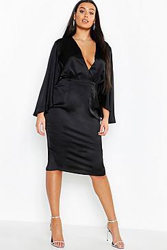 Boohoo Plus Plunge Kimono Sleeve Midi Dress