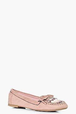 Boohoo Stacey Embellished Moccasin Ballet