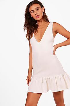 Boohoo Petite Layla Plunge Drop Hem Bodycon Dress