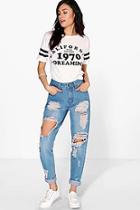 Boohoo Sophie High Wst Light Wash Distress Mom Jeans