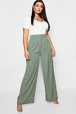 Boohoo Plus Geo Print Wide Leg Trouser