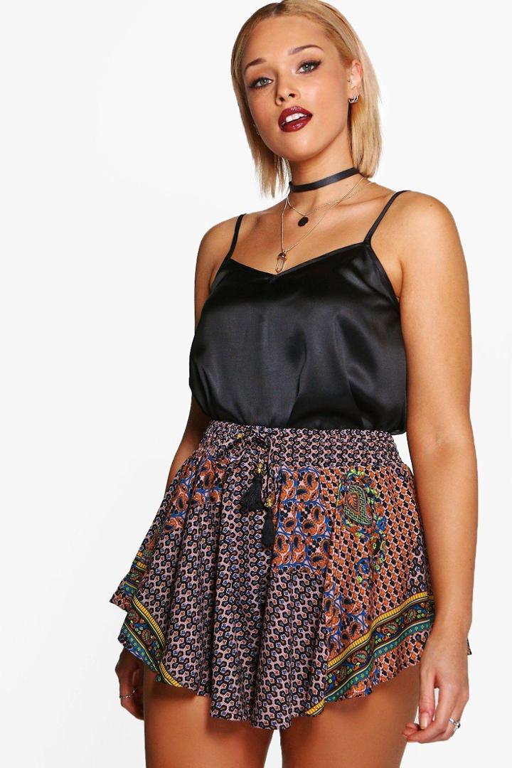 Boohoo Plus Louise Printed Tassle Trim Short Multi