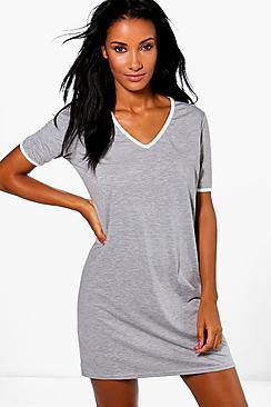 Boohoo Maisie V Neck Contrast T-shirt Dress