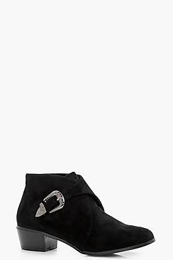 Boohoo Clara Western Buckle Detail Boot