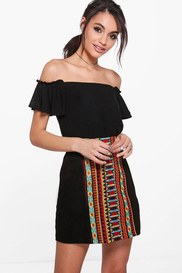 Boohoo Malala Embroidered Front Panel Mini Skirt Black